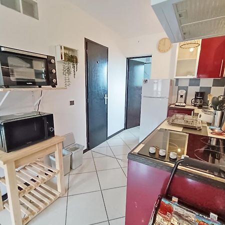 Апартаменти Le Louchonnais, T2, Wifi, 4 Personnes Bagneres-de-Luchon Екстер'єр фото